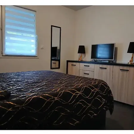 Maison De Au Calme Avec Espace Jaccuzi * لا توربال