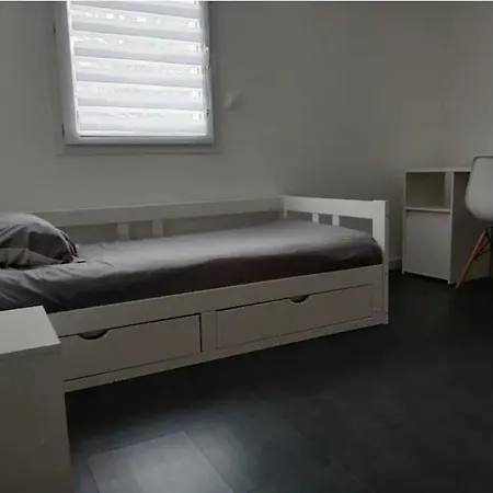 Maison De Au Calme Avec Espace Jaccuzi Ferienhaus