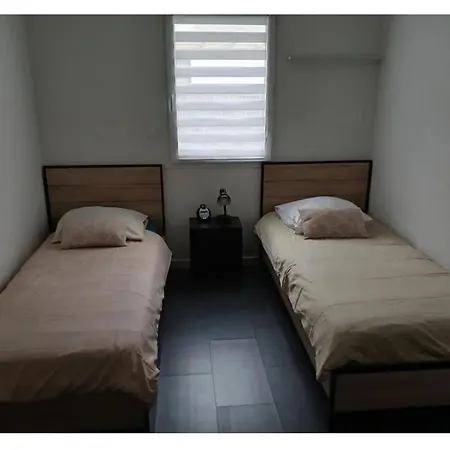 Maison De Au Calme Avec Espace Jaccuzi Ferienhaus