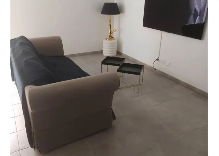 Maison De Au Calme Avec Espace Jaccuzi 라튀르발