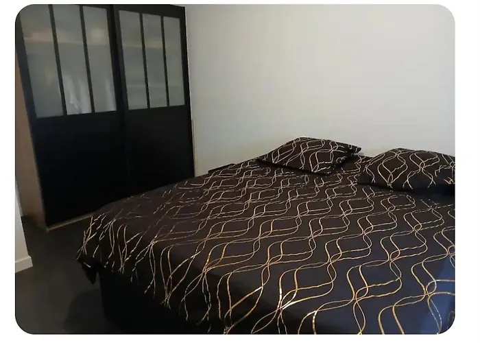 펜션 Maison De Au Calme Avec Espace Jaccuzi *